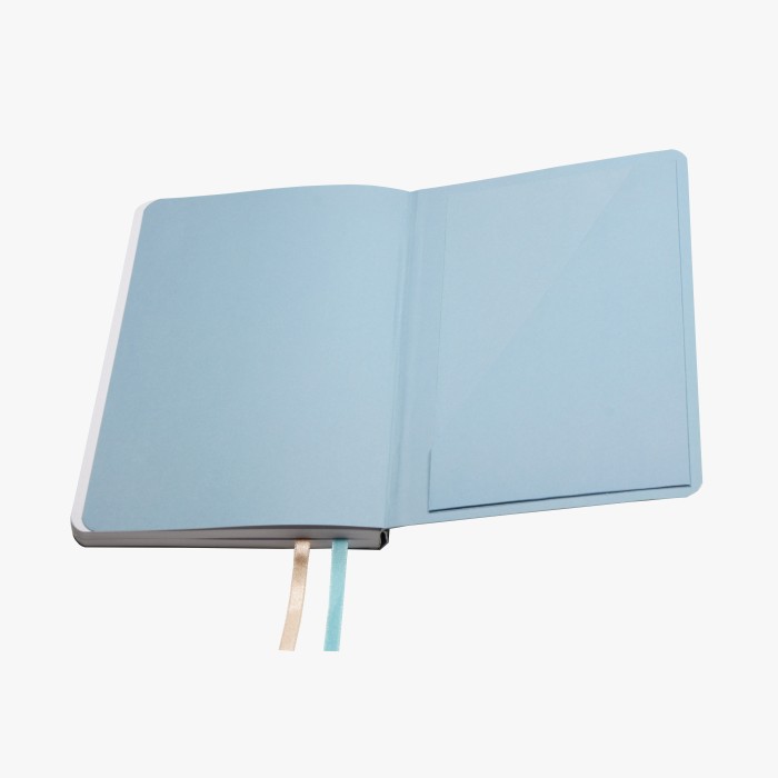 Back pocket for small cards and notes