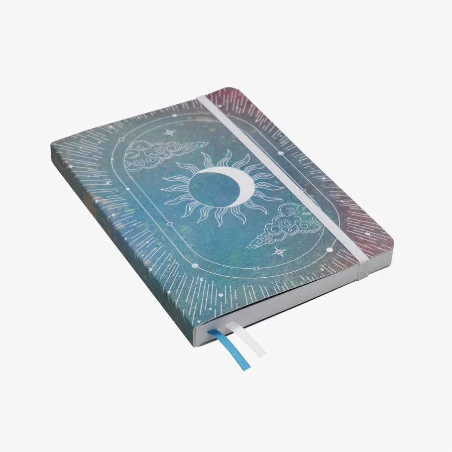 Unique cover inspires bullet journalling