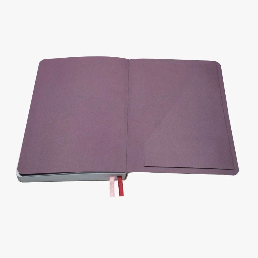 piękny notes w kropki